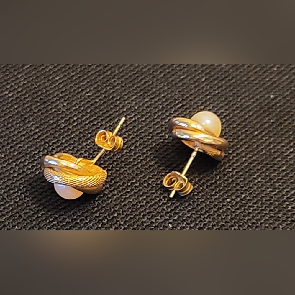 14K Solid Yellow Gold Love Knot Genuine Pearl Earrings